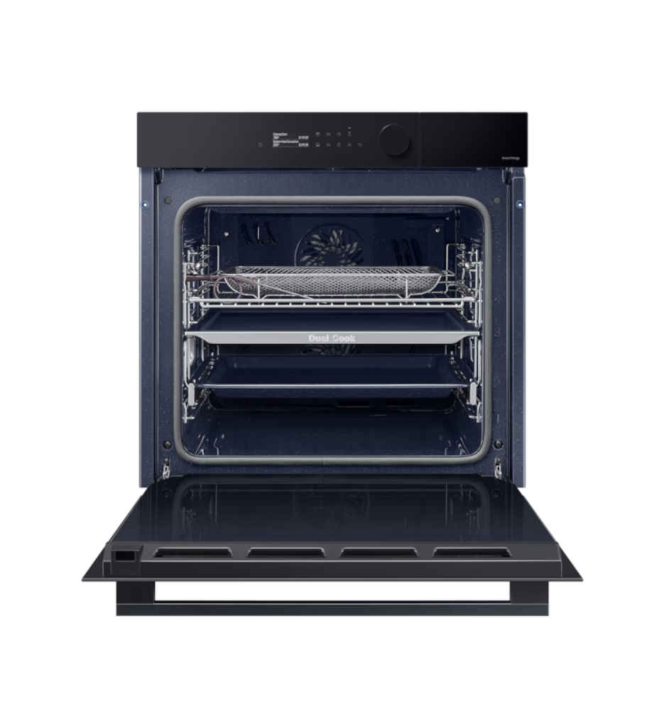 FOUR PYRO. 76L DUAL COOK A °°°SAMSUNG NV7B5675WAK