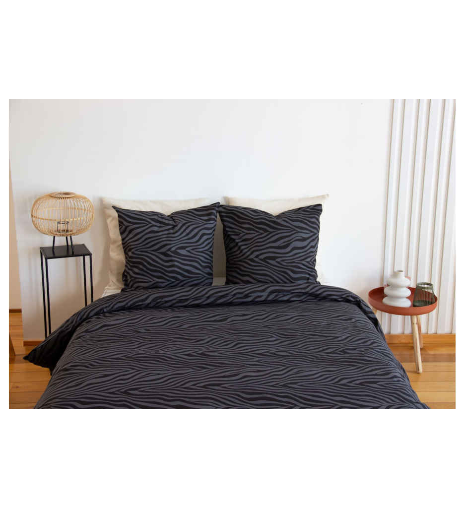 PARURE 260 X 240 PEAUX DE BETE ZEBRILLE